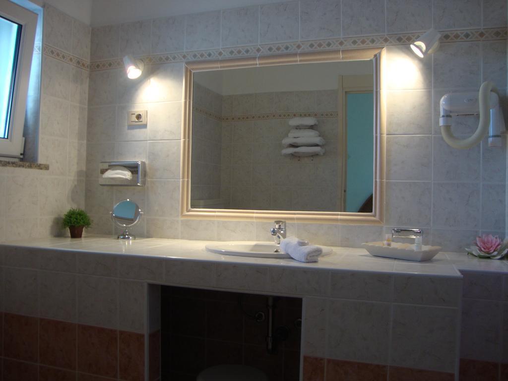 Camping Residence Chalet La Pomposa Terrazzoni Bonifacio  Zimmer foto